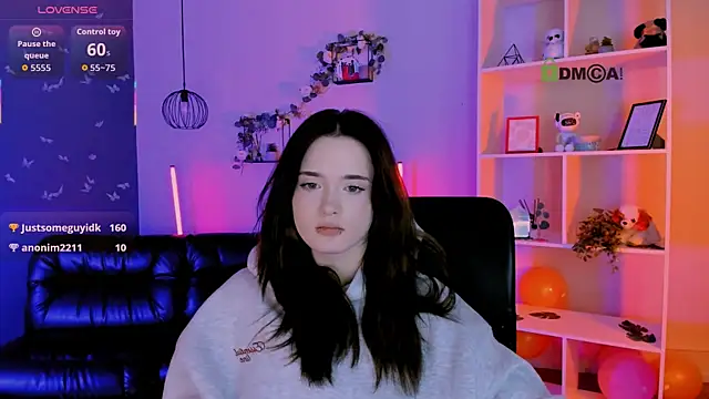 دردشة liana_kisses الجنسية المباشرة