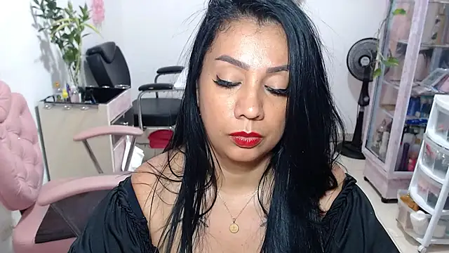 Chat +18 de titsbiglovers ao vivo