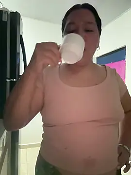 Lovelipsbig élő XXX-chatje