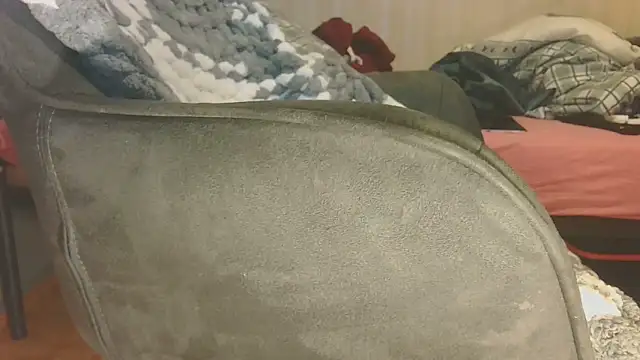 T0Yforeskin Chat XXX live