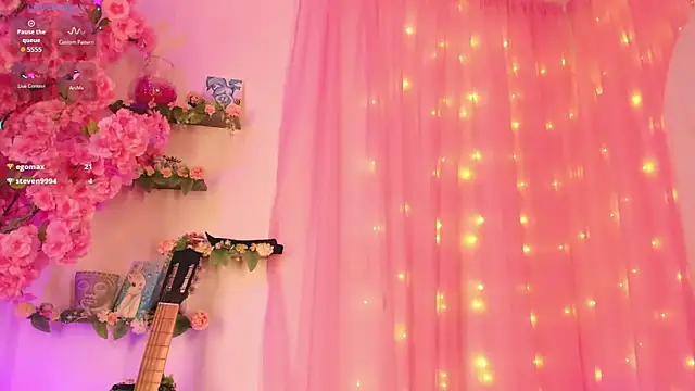 Chat +18 de MaJo_Prettty ao vivo