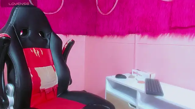 Show de Mia_dasilva_ na webcam