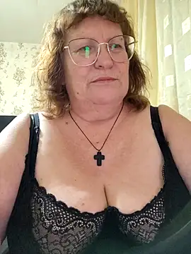 TATSI23 Adlı Modelin Canlı XXX Sohbeti