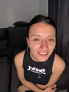 MiaaLunaa: вебкам-шоу