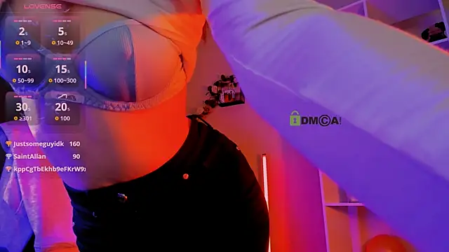 Chatroom XXX en direct de liana_kisses