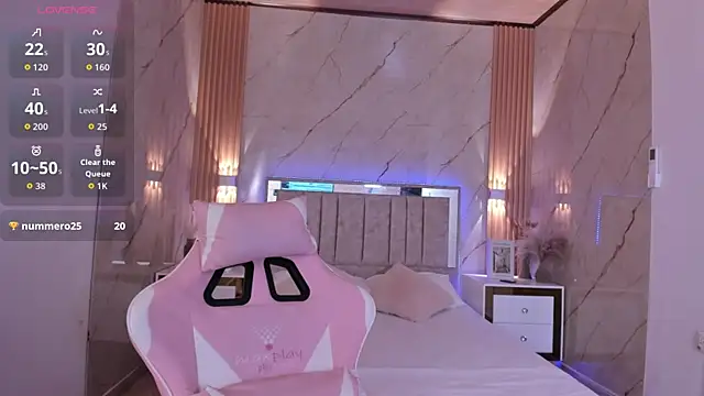 your_whore_Salome Chat XXX in diretta