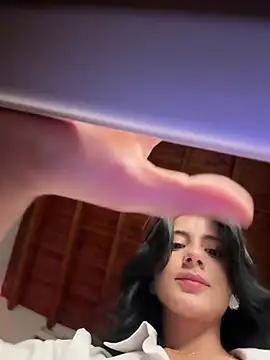 Ale_Lewis Chat XXX live