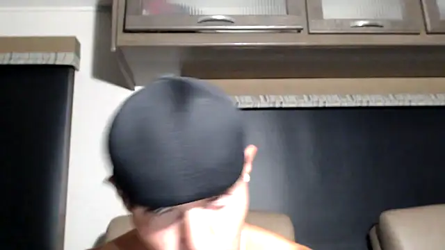 Živý XXX chat ThickD2C