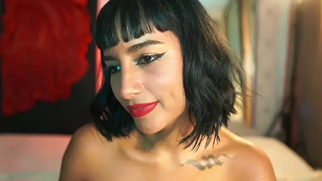 JulietaWinona Chat XXX in diretta