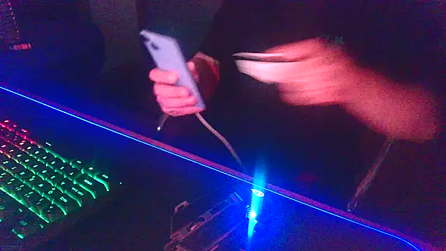 عرض كام mrlovepee2323