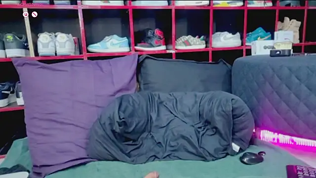 عرض كام Indianbrownie