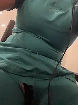 Chatroom XXX en direct de Noa_Harper-