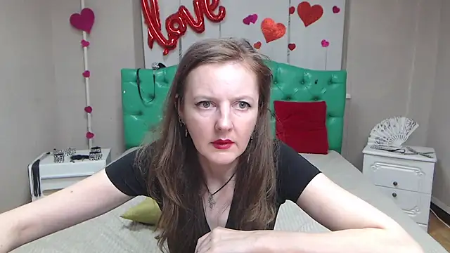 Živý XXX chat MeganPirs