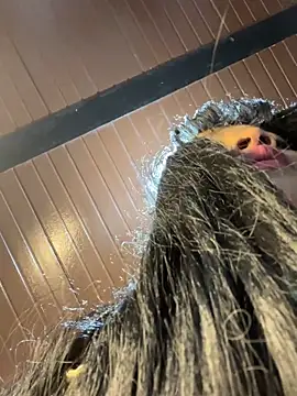 Chat XXX en directo de Saraa_M