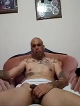 Pokazy przed kamerką – bigpeboy