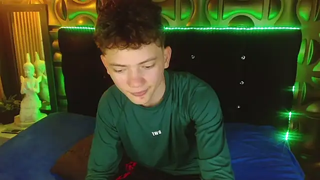 cruz_dante Show Webcam