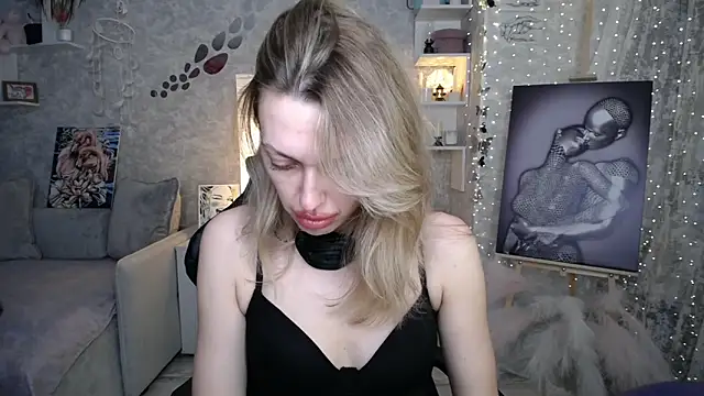 NickyAdamidi – Naživo XXX chat