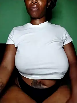 QUEENZAZA 现场XXX聊天