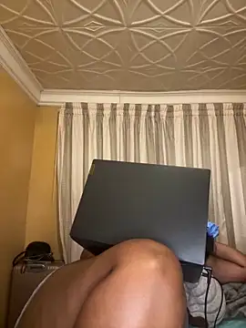 Bella-Porsche webcam show