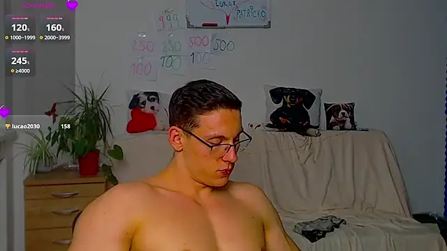 ZeinMiracles élő XXX-chatje