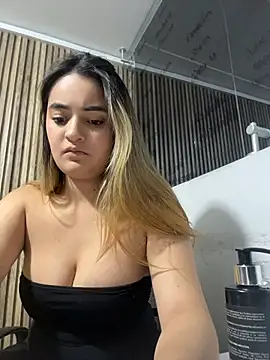 Živý XXX chat Antonella_Julieta