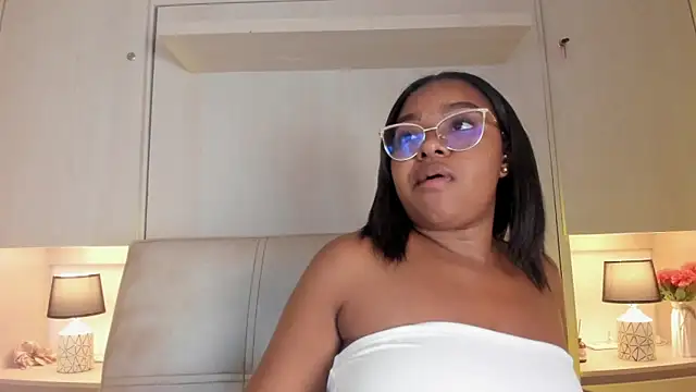 tamaraa_smiith 라이브 XXX 채팅