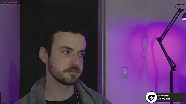 Breezee_ Webcam show