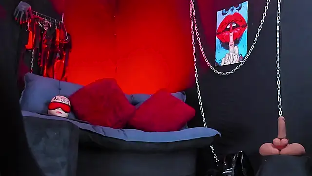 KatrinaStone: απευθείας συνομιλία ΧΧΧ