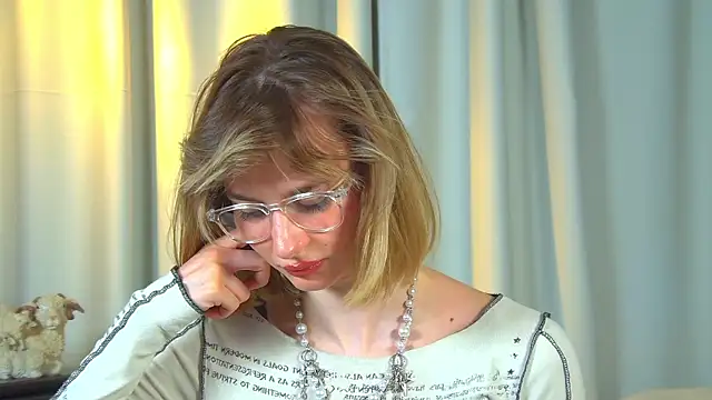 Živý XXX chat MerlinMeyer