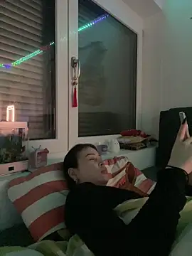 Just-Lilly Chat XXX in diretta