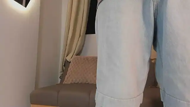 etham_wolf1 网络视讯表演