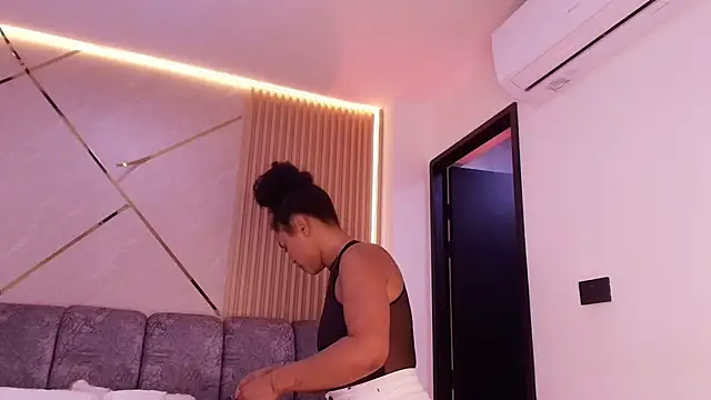 naia_blessed Chat XXX in diretta