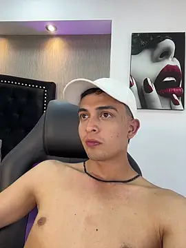 Show webcam de NewYoungHot