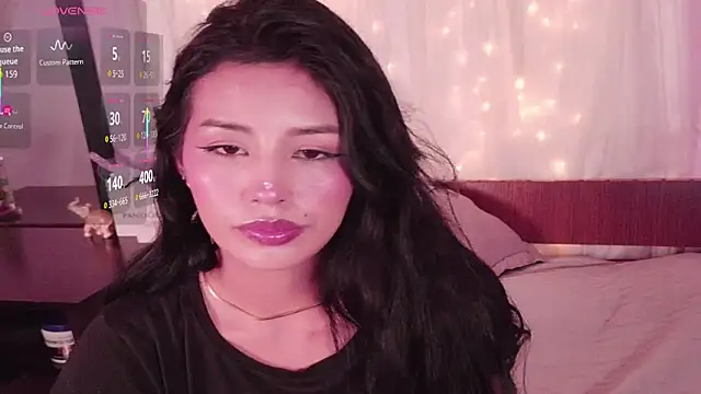 Miss_Charlottet's Live XXX Chat