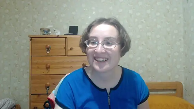 Chat +18 de Smart_Rose ao vivo