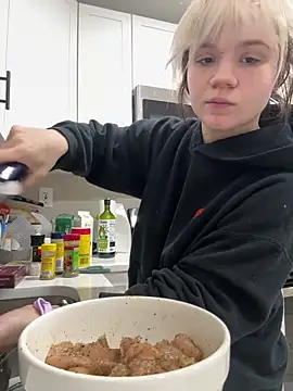 Cutiepiespanks Adlı Modelin Canlı XXX Sohbeti