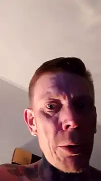 Der_Schoene_Penis 라이브 XXX 채팅