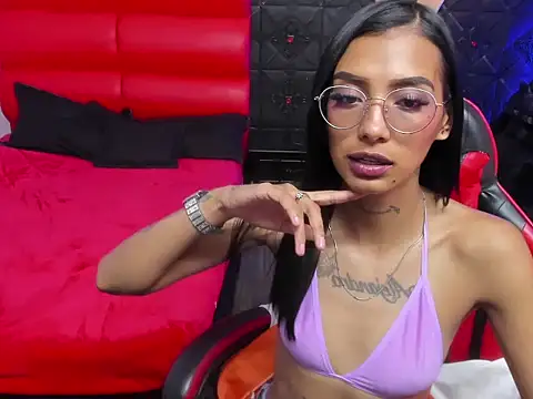 KarlaSlutSkinny__'s Live XXX Chat