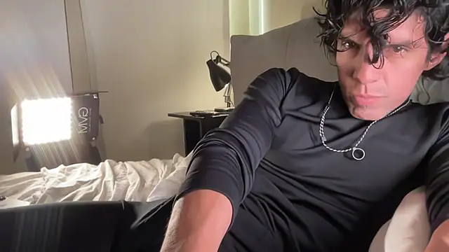 beranco19 Show in webcam