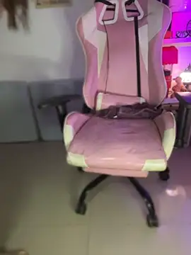 Emma_Wish Show in webcam