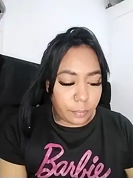 emma_purple_のウェブカメラショー