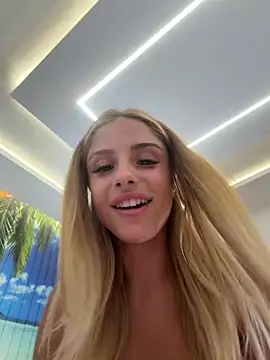 SophieVJ Chat XXX in diretta