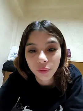 mariamac420 现场XXX聊天