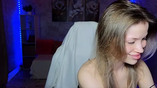 EmmyMills Chat XXX live