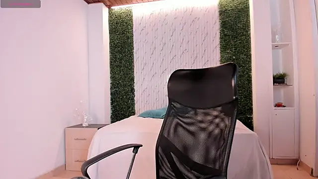 arianarousee 라이브 XXX 채팅