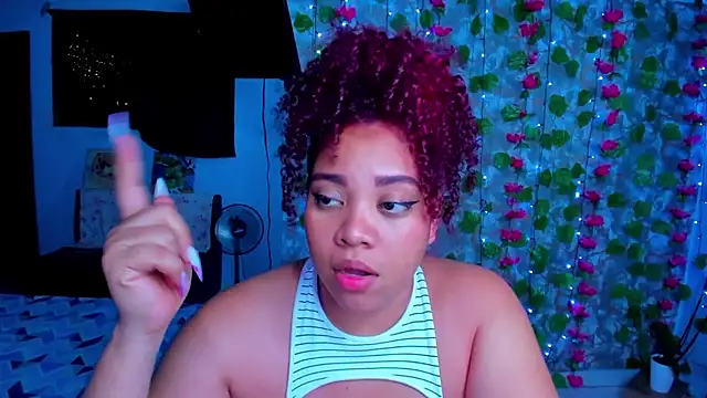 AngelaCoffee Adlı Modelin Canlı XXX Sohbeti