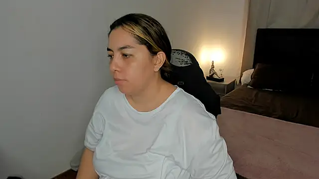 brithany_olson25 – Live XXX-chat