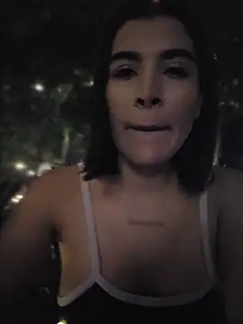 Sweetnahoxxx Adlı Modelin Canlı XXX Sohbeti