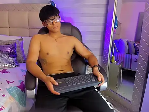 mathias_oberlin élő XXX-chatje