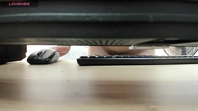 tomie_666 现场XXX聊天